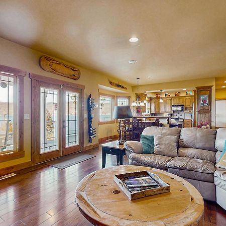 The Vineyards Lodge Chelan Bagian luar foto