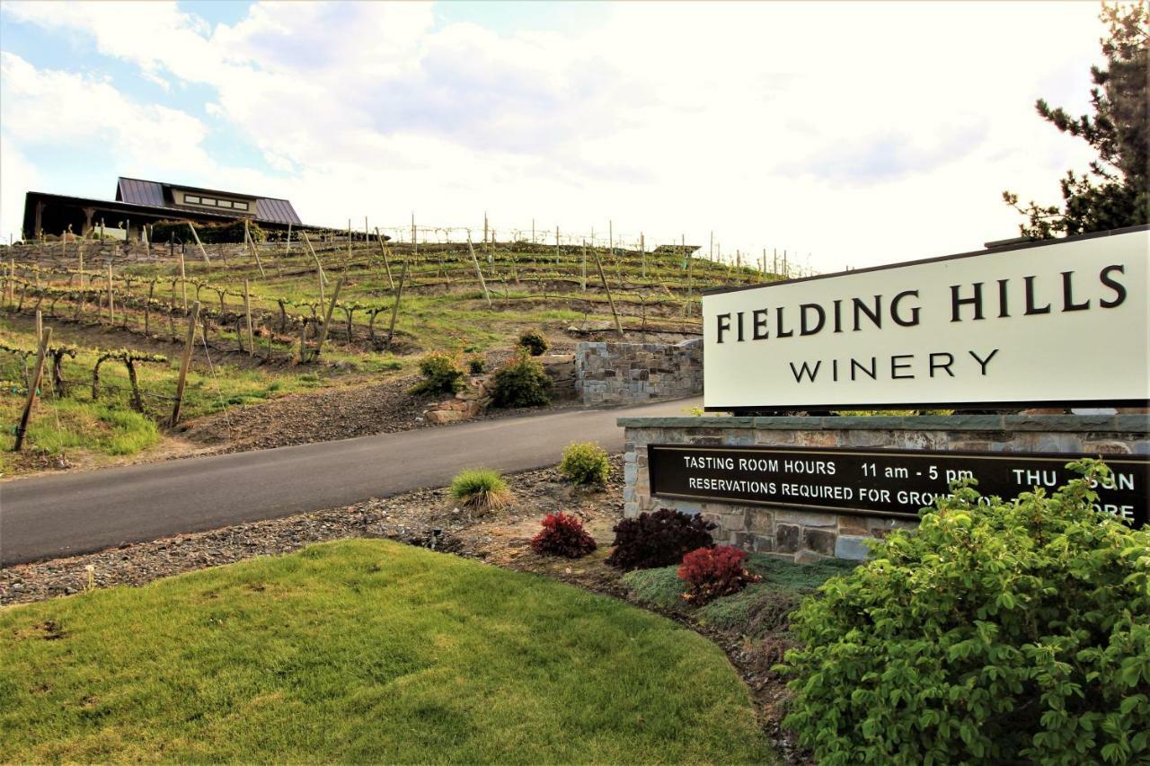 The Vineyards Lodge Chelan Bagian luar foto